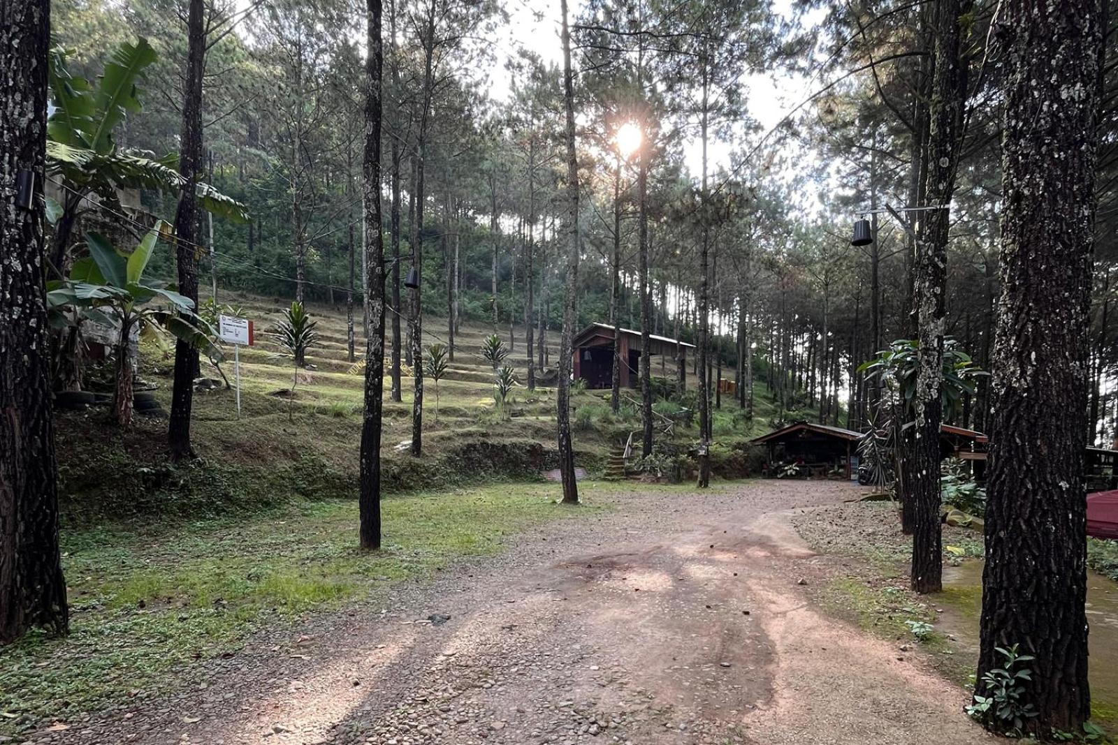 Alas Pacet By Twospaces, Mojokerto ภายนอก รูปภาพ